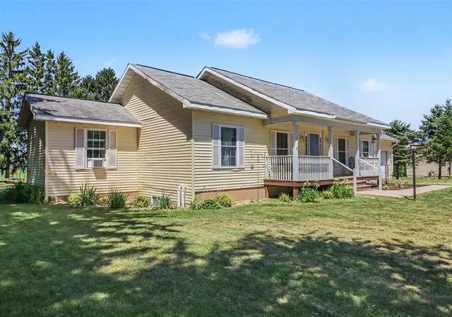 1st image of 4067 W 48th St, Fremont, MI 49412 | MLS# 70546162