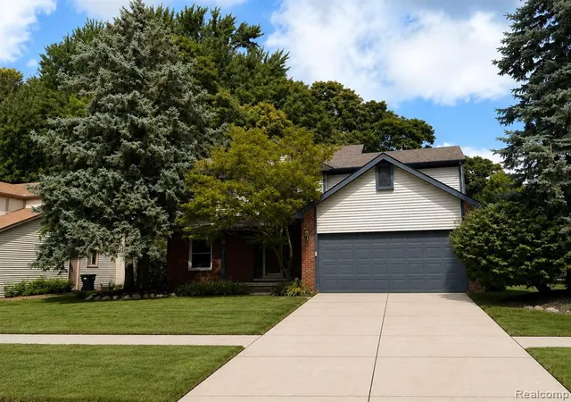 Photo 1 of Single family home for sale at 41926 Pocatello Dr, Canton, MI 48187 5305 | MLS# 61022967 | Listing updated on 2026-09-16