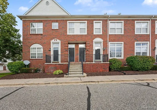 Condo for sale at 43054 Strand Dr, Sterling Heights, MI 48313 2752 | MLS# 61024682