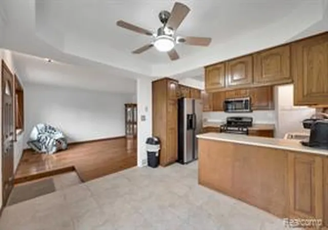 Homes for sale in Saint Clair Shores, MI | 21731 Raymond St, Saint Clair Shores, MI 48082 | MLS# 61009053