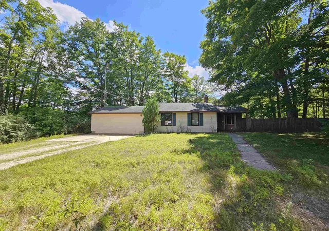 1st image of 3963 Cadillac Rd, Farwell, MI 48622 | MLS# 80072507