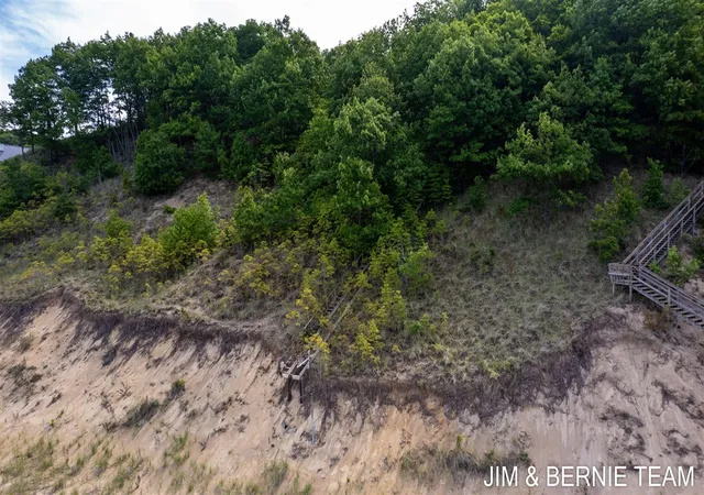 Photo 33 of Land for sale at 0 Hillside Trl, Holland, MI 49423 | MLS# 70547634 | Listing updated on 2026-07-23