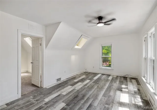 Listing Photo 4 - Condo for sale in building located at 242 Crocker Blvd, Mount Clemens, MI 48043