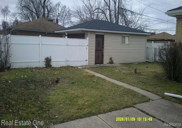 3rd image of 20435 Basil St, Detroit, MI 48235 | MLS# 60966378