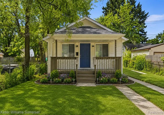 1st image of 1140 E Elza Ave, Hazel Park, MI 48030 | MLS# 60999733