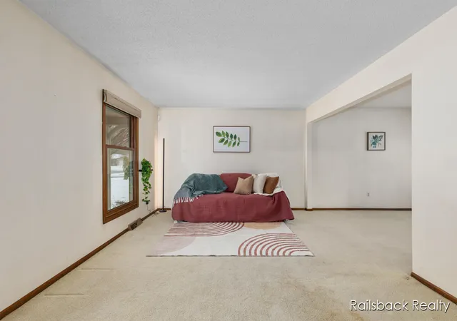 5th image of 3535 Bromley Dr, Grand Rapids, MI 49508 | MLS# 70510381