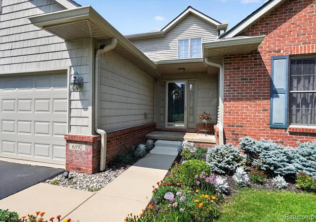 Photo 2 of Sale Pending at 6192 Northridge Hills Dr, Brighton, MI 48116 3754 | MLS# 61024191 | Listing updated on 2026-09-13