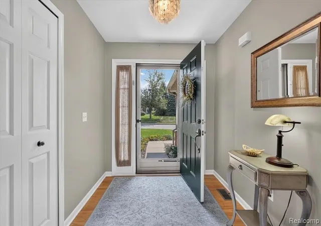 Photo 3 of Sale Pending at 6192 Northridge Hills Dr, Brighton, MI 48116 3754 | MLS# 61024191 | Listing updated on 2026-09-13
