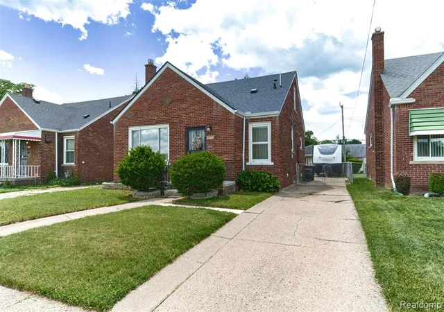 Homes for sale in Detroit, MI | 9325 Stahelin Ave, Detroit, MI 48228 | MLS# 61004991