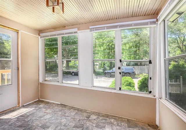 4th image of 1630 Union St, Kalamazoo, MI 49007 | MLS# 70483876