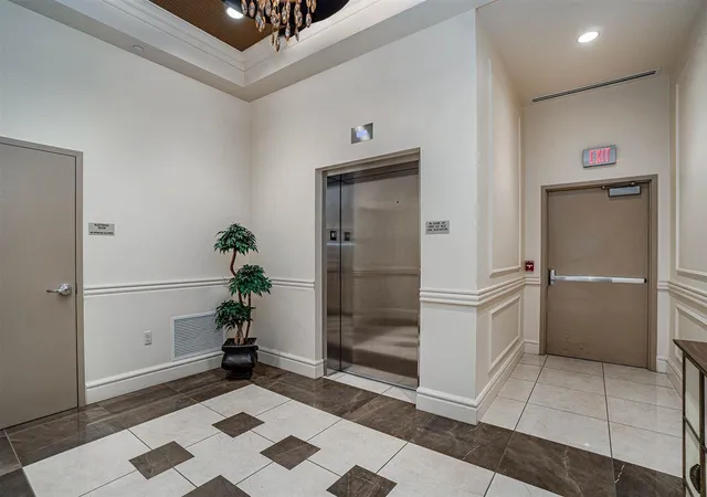 Homes for sale in Bay City, MI | 9 E Main St #303 St, Bay City, MI 48708 | MLS# 50200173