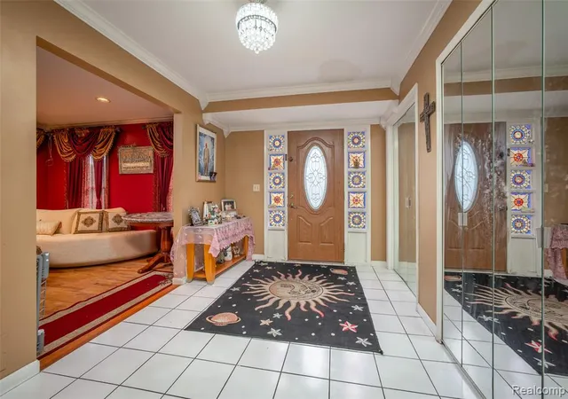 Photo 4 of Single family home for sale at 30991 Oak Valley Ct, Farmington Hills, MI 48331 4400 | MLS# 61025552 | Listing updated on 2026-09-02
