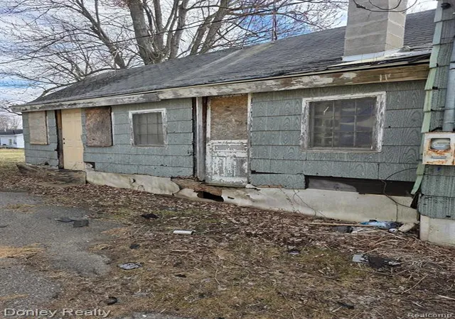 3rd image of 9620 Main St, Clifford, MI 48727 | MLS# 60980725