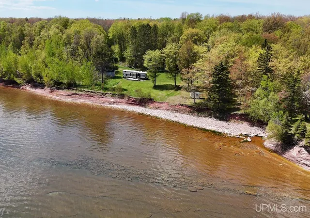 Homes for sale in Lake Linden, MI | 40990 Red Rock Rd, Lake Linden, MI 49945 | MLS# 50210184