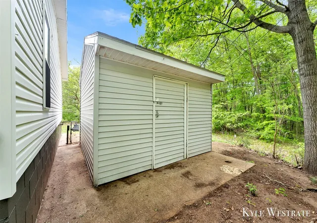 Homes for sale in Pierson, MI | 22866 Kendaville Rd, Pierson, MI 49339 | MLS# 70535904