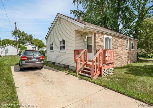 Photo 1 of Sale Pending at 20755 Webster St, Clinton Township, MI 48035 4085 | MLS# 61022993 | Listing updated on 2026-09-06