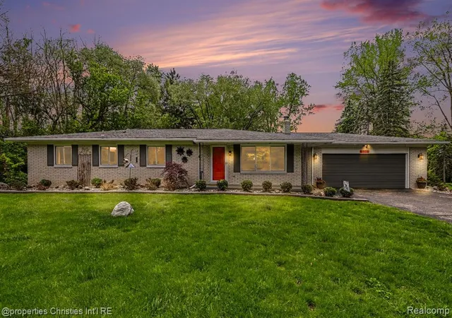 2nd image of 6905 W Church St, Clarkston, MI 48346 | MLS# 60995390
