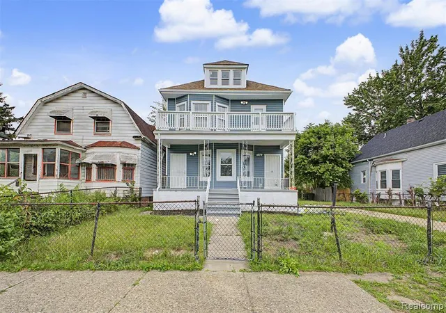 1st image of 2971 Bewick St, Detroit, MI 48214 2121 | MLS# 61010359