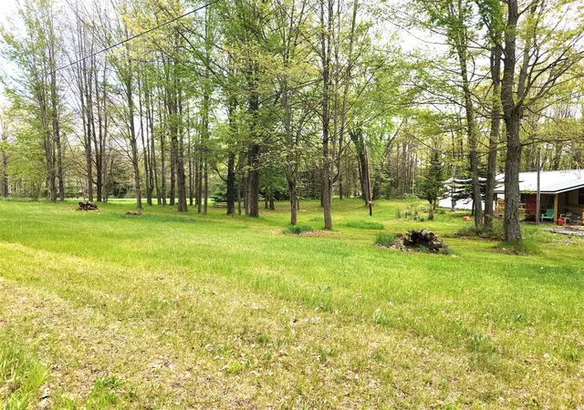 Homes for sale in Lake, MI | 8033 Rolling Dr, Lake, MI 48632 | MLS# 70534171