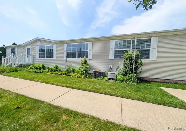 Photo 3 of Sale Pending at 11766 Village Pines Ct, South Lyon, MI 48178 6656 | MLS# 61011590 | Listing updated on 2026-08-25