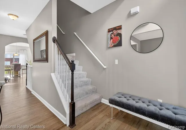 Photo 4 of Single Family Residence at 27412 Victoria Rd, Novi, MI 48374 | MLS# 61000431 | | Sold on 2026-07-09