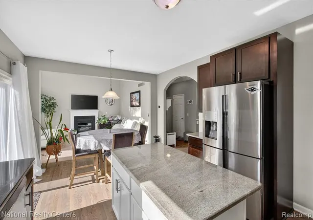 Photo 5 of Single Family Residence at 27412 Victoria Rd, Novi, MI 48374 | MLS# 61000431 | | Sold on 2026-07-09