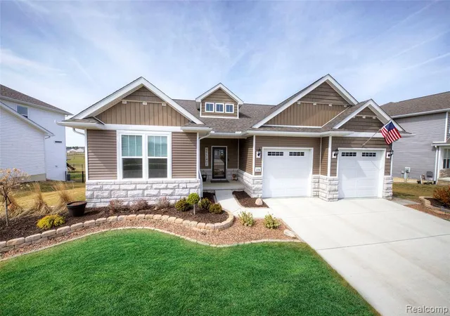 3rd image of 2138 Gambrel Ln, Howell, MI 48843 | MLS# 60979155