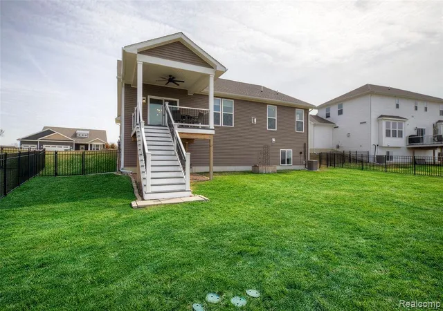 4th image of 2138 Gambrel Ln, Howell, MI 48843 | MLS# 60979155
