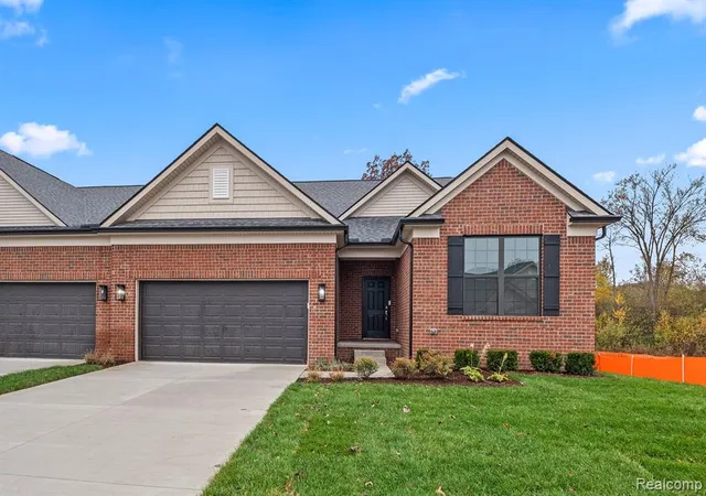1st image of 55818 Oak Pointe Dr, Utica, MI 48315 | MLS# 60972544