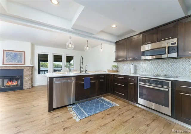 5th image of 2226 Bowles St, Fenton, MI 48430 | MLS# 61011102
