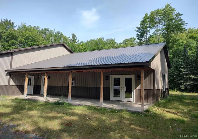 Homes for sale in Sidnaw, MI | 4605 S Sidnaw Rd, Sidnaw, MI 49961 | MLS# 50214174