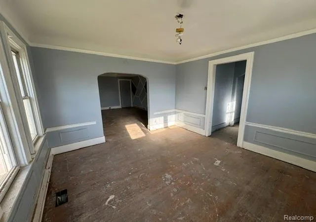 Photo 3 of Multi family home for sale at 2900 Taylor St, Detroit, MI 48206 1911 | MLS# 61006536 | Listing updated on 2026-09-11