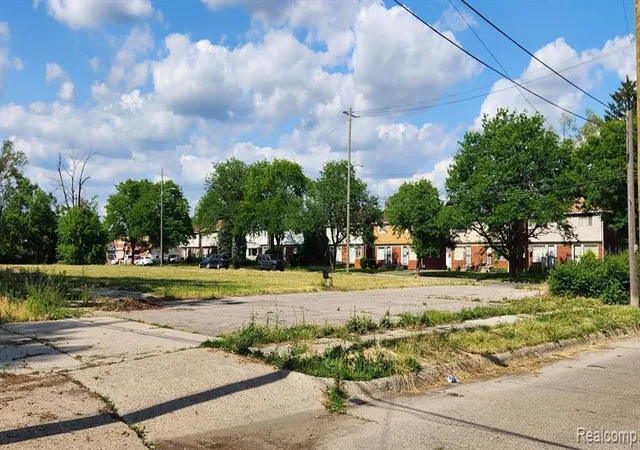 1st image of 8647 Schaefer, Detroit, MI 48228 | MLS# 60229308