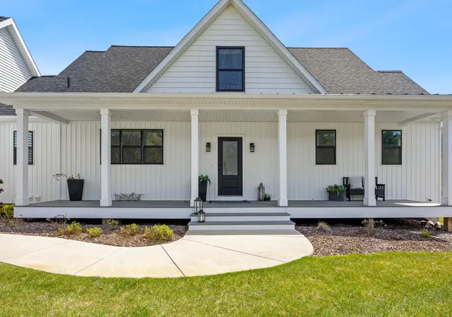 Homes for sale in Stanwood, MI | 7834 Sandy Ln, Stanwood, MI 49346 | MLS# 70529595