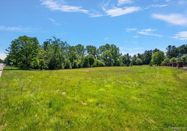 Photo 22 of Sale Pending at 45547 W 9 Mile Rd, Novi, MI 48374 | MLS# 60971141 | Listing updated on 2026-05-23