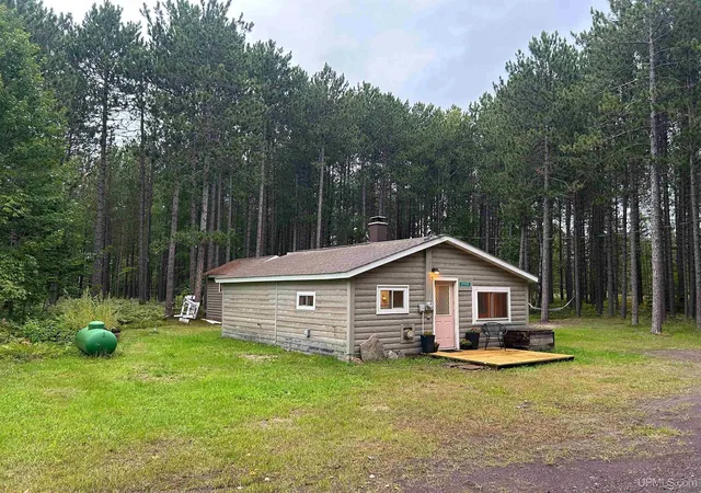 Photo 1 of Single family home for sale at 34446 E Harley Davidson Rd, Lake Linden, MI 49945 | MLS# 50202744 | Listing updated on 2026-08-19