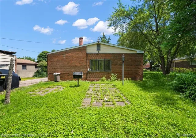 Homes for sale in Detroit, MI | 20127 Birwood St, Detroit, MI 48221 | MLS# 61007670