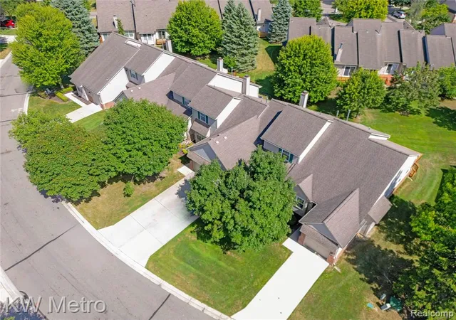 1st image of 41874 Cantebury Dr, Novi, MI 48377 4509 | MLS# 61023537