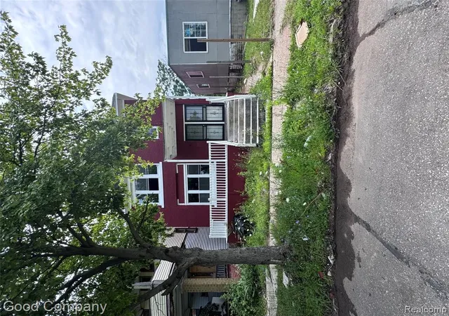 Photo 2 of Single family home for sale at 4039 Tuxedo St, Detroit, MI 48204 1545 | MLS# 61011572 | Listing updated on 2026-08-28