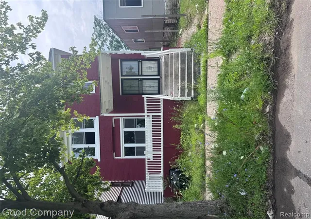 Photo 2 of Single family home for sale at 4039 Tuxedo St, Detroit, MI 48204 1545 | MLS# 61011572 | Listing updated on 2026-09-21