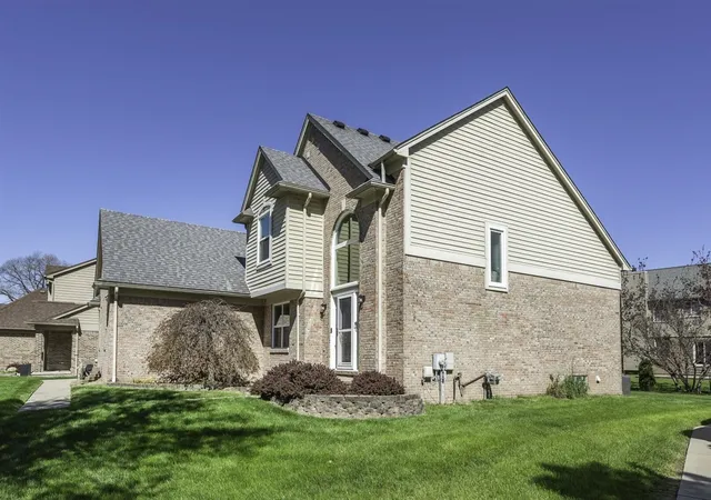 2nd image of 36520 Tom Brown Ct, Westland, MI 48185 | MLS# 70531971