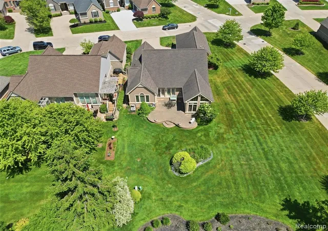 Photo 5 of Sale Pending at 59759 Glacier Ridge, Washington, MI 48094 | MLS# 61017724 | Listing updated on 2026-09-04