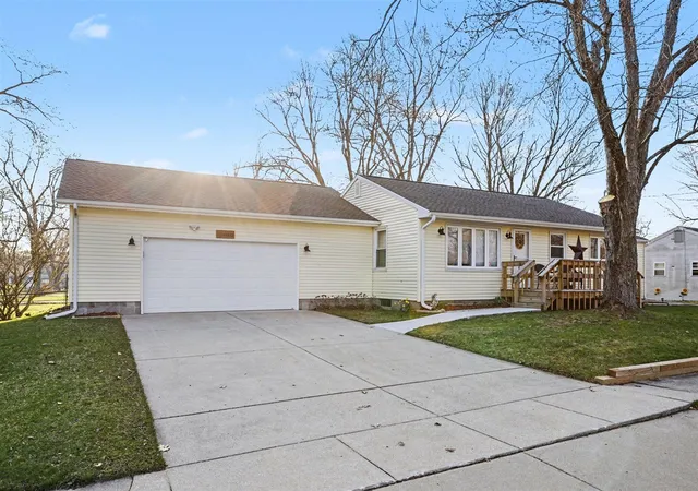Homes for sale in Gobles, MI | 112 Poplar St, Gobles, MI 49055 | MLS# 70520717
