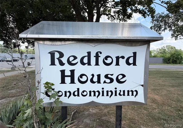 Photo 2 of Condo for sale at 26305 W 7 Mile Rd #201, Redford, MI 48240 | MLS# 61014102 | Listing updated on 2026-08-12
