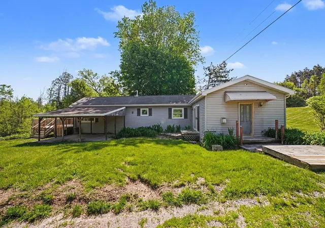 Homes for sale in Clare, MI | 2457 E Ludington Dr, Clare, MI 48617 | MLS# 80068881