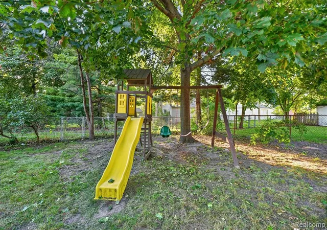 Photo 43 of Single family home for sale at 1416 17th Street, Port Huron, MI 48060 | MLS# 61025931 | Listing updated on 2026-09-05