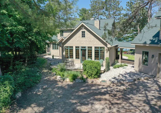 Homes for sale in Williamsburg, MI | 8431 Drake Ln, Williamsburg, MI 49690 | MLS# 80067893