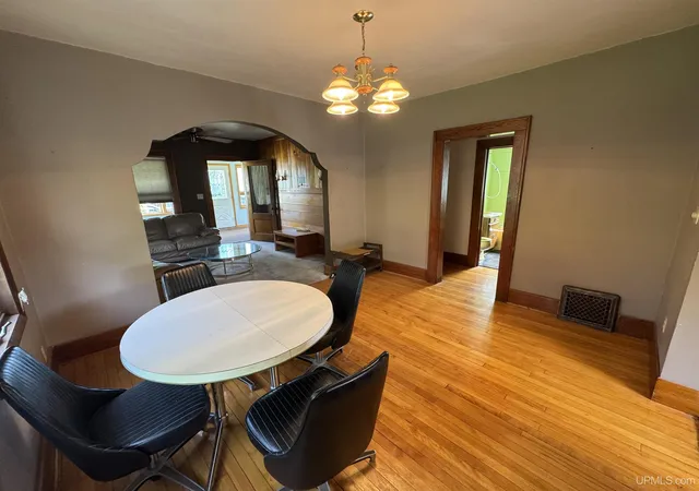 Photo 4 of Single family home for sale at 211 Michigan Ave, Crystal Falls, MI 49920 | MLS# 50187464 | Listing updated on 2026-09-04