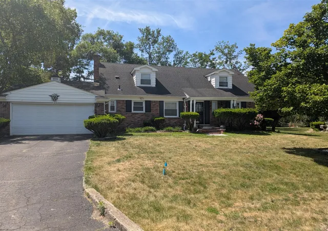 Homes for sale in Southfield, MI | 22909 Newport St, Southfield, MI 48075 | MLS# 70537744