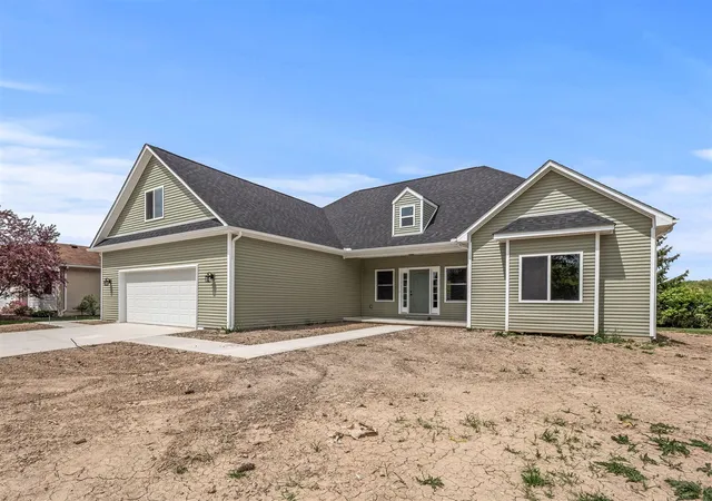 Homes for sale in Newport, MI | 8584 Cobblestone Dr, Newport, MI 48166 | MLS# 70429812